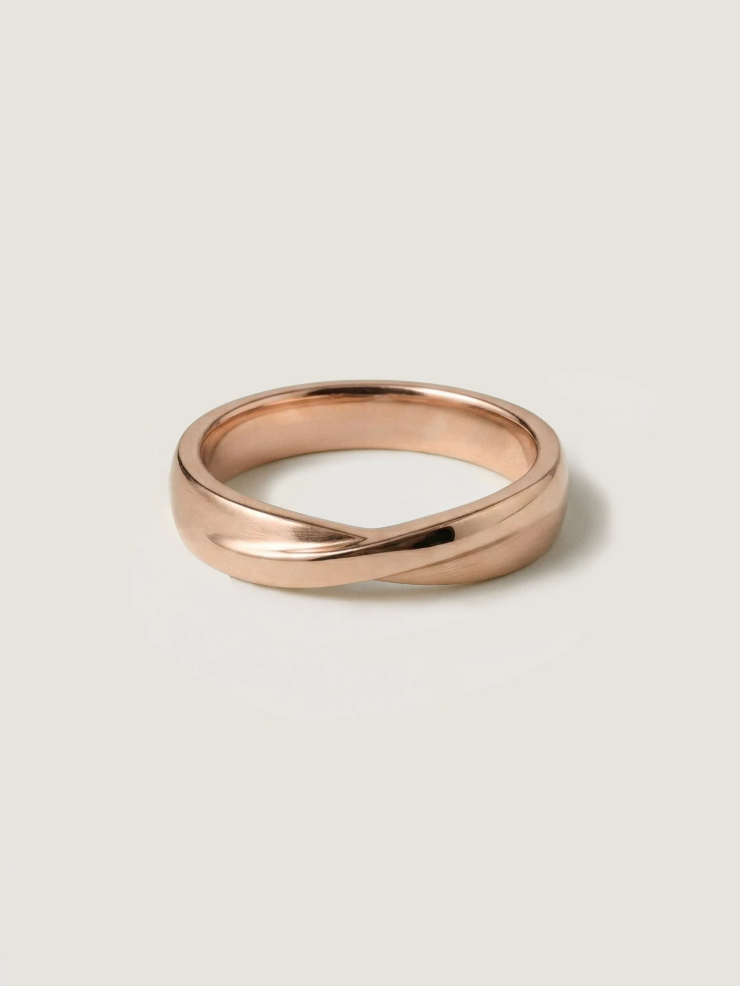 Union Ring in Rose Gold